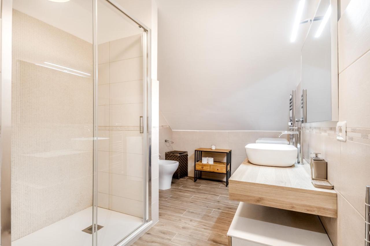Bbhome Penthouse Bright And Elegant Metro Conca D'Oro Рим Екстериор снимка